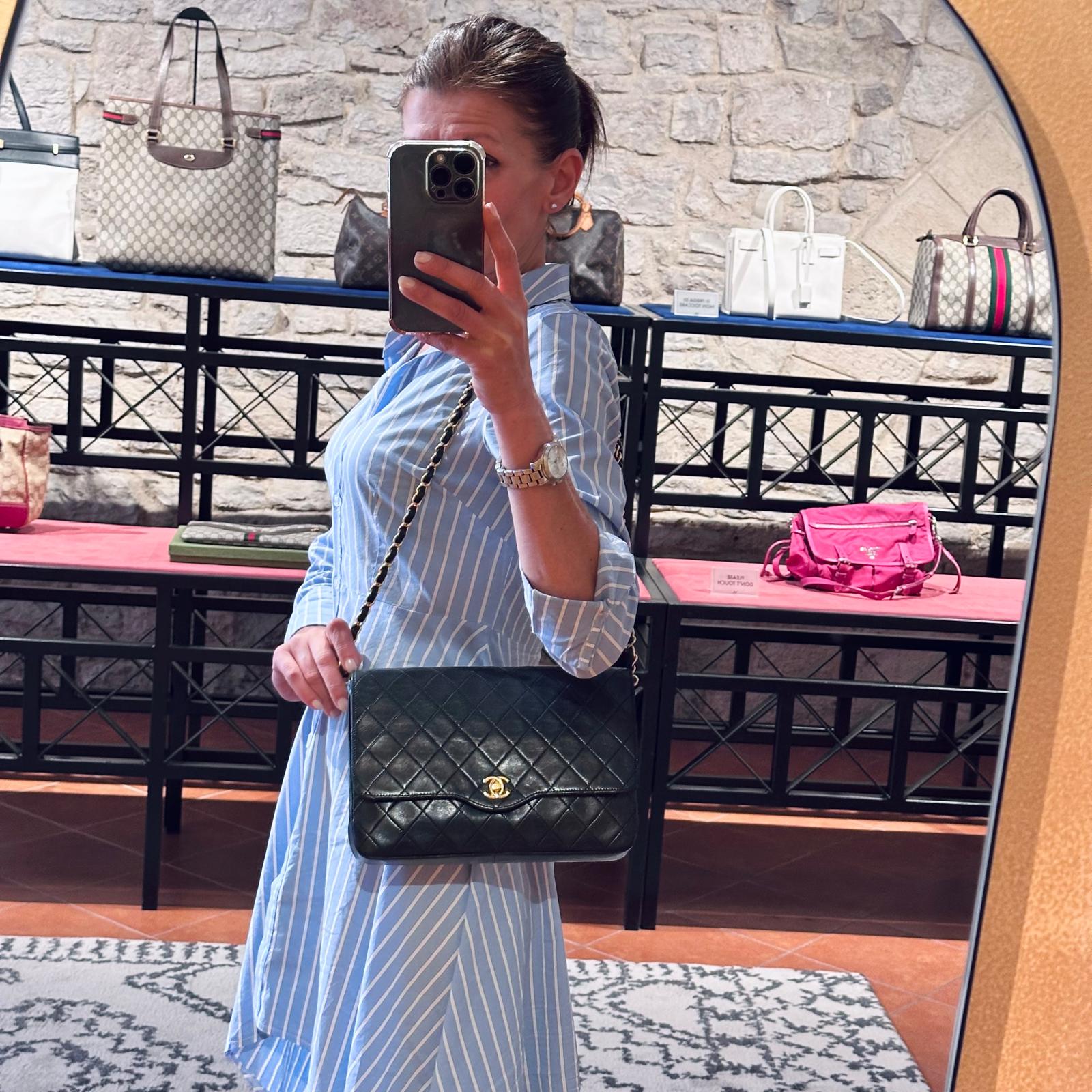Chanel Timeless vintage Borsa a spalla matelassé in pelle nera